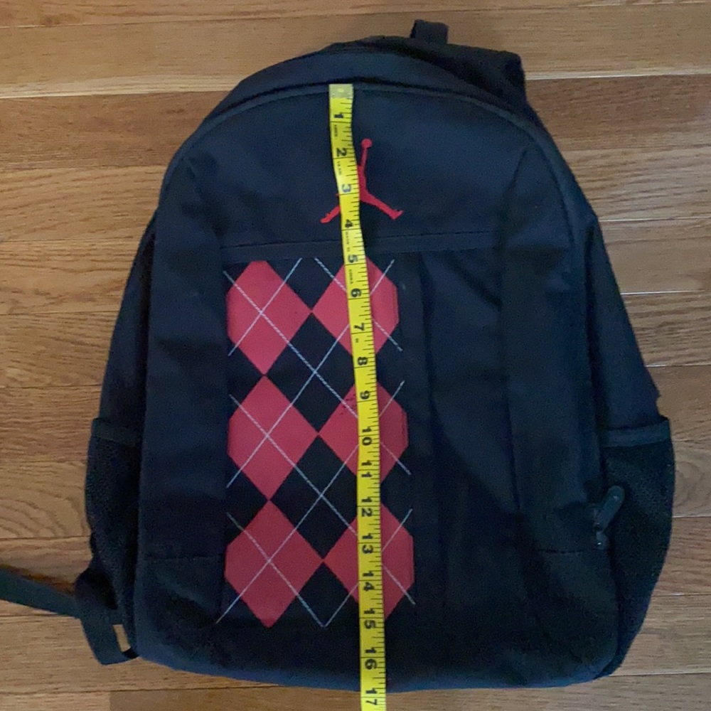 Backpack 🎒 - Picture 9 of 11